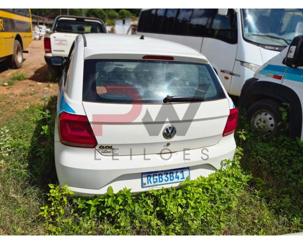 Foto de AUTOMOVEL, VW/GOL 1.6L MB5, BRANCO, 2020/2021, ALCOOL/GASOLINA, RENAVAM: 01245394816, CHASSI: 9BWAB45U0MT077737, NO ESTADO EM QUE SE ENCONTRA.