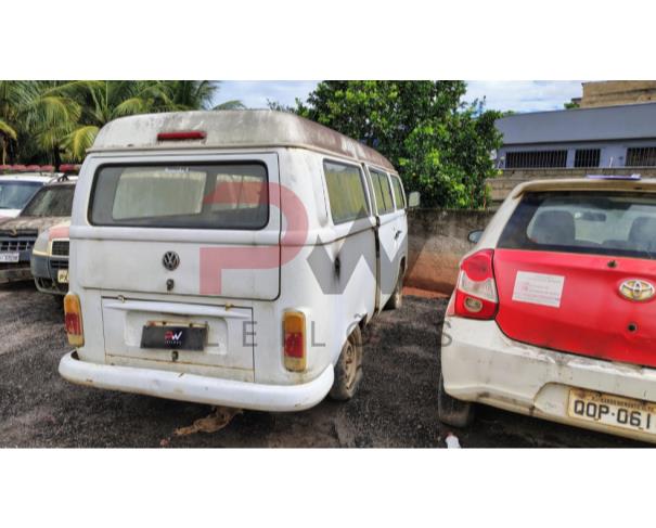 Foto de CAMIONETA VW/KOMBI, 2011/2011,BRANCA, ALCOOL/GASOLINA, CHASSI: ...19879, NO ESTADO EM QUE SE ENCONTRA.