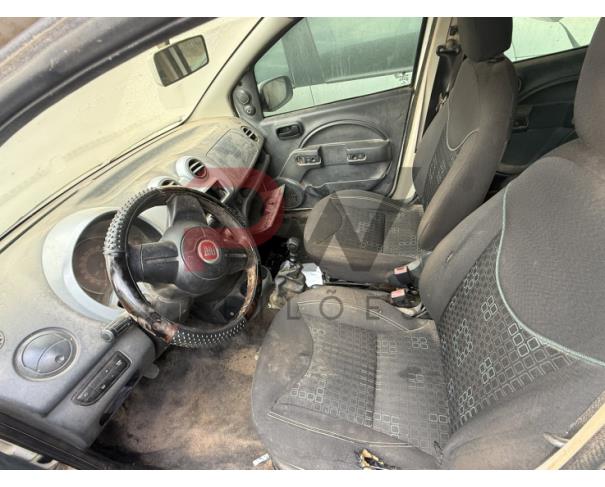 Foto de AUTOMOVEL FIAT/UNO ECONOMY, ALCOOL/GASOLINA, BRANCA, 2014/2014, CHASSI: 9BD195173E0579131, RENAVAM: 01012220238, NO ESTADO EM QUE SE ENCONTRA. 