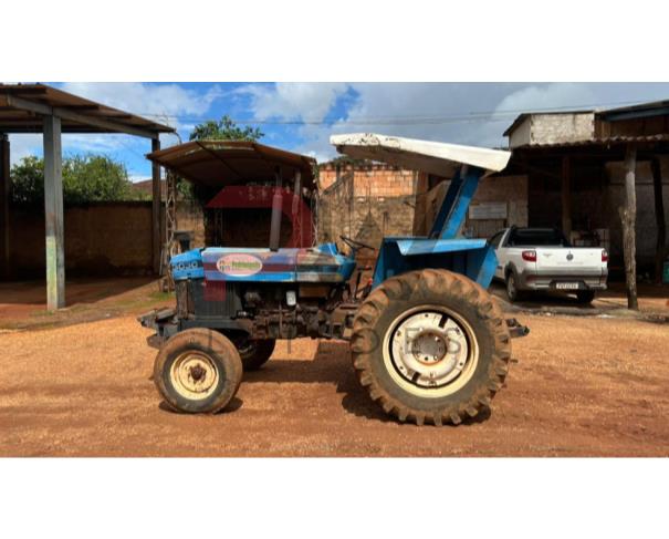 Foto de TRATOR FORD 3030, AZUL, ANO 1998, NO ESTADO EM QUE SE ENCONTRA.