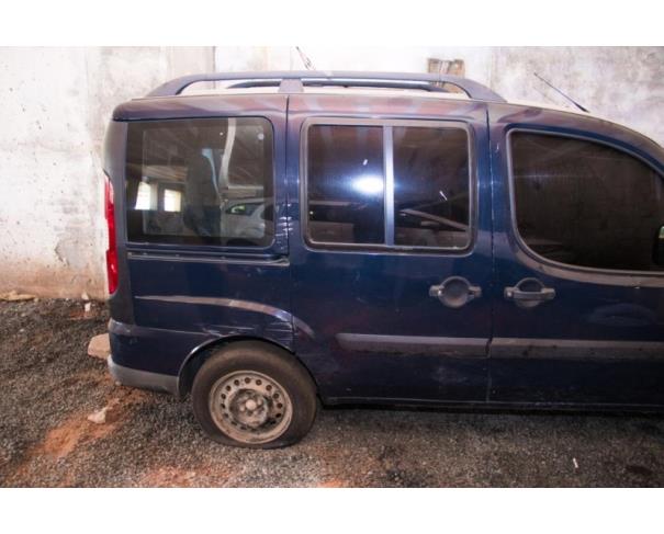 Foto de PAS/AUTOMOVEL FIAT/DOBLO 1.4, ALCOOL/GASOLINA,  2011/2011, AZUL, PLACA: HLF-5981, RENAVAM: 00320847667, CHASSI: 9BD119107B1079732, NO ESTADO EM QUE SE ENCONTRA.