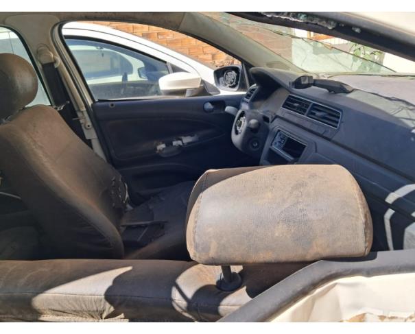 Foto de AUTOMOVEL VW/NOVO GOL TL MCV, ALCOOL/GASOLINA, BRANCA, 2018/2018, CHASSI: 9BWAG45U0JT149159, RENAVAM: 01158913564, NO ESTADO EM QUE SE ENCONTRA. 