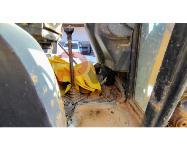 Foto de RETRO ESCAVADEIRA JCB, AMARELA, SERIE: S1N028410, CHASSI: 9B9214T74DBDT4189, NO ESTADO EM QUE SE ENCONTRA.