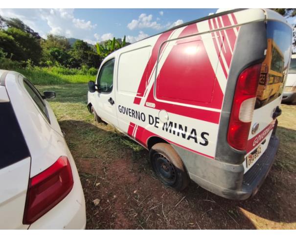 Foto de CAMINHONETE, FIAT/DOBLO RONTAN AMB2, 2013/2013, BRANCA, ALCOOL/GASOLINA, CHASSI: 9BD223153D2031450, RENAVAM: 00544622235, NO ESTADO EM QUE SE ENCONTRA.