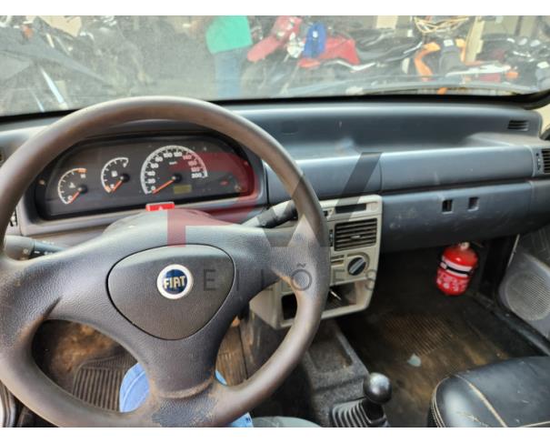 Foto de PASSAGEIRO / FIAT / UNOMILLE FIRE FLEX / Placa: HCY6811 / UF: MG /Município: Conselheiro Pena / Ano fabricação: 2005 / Ano modelo: 2005 / Cor: PRATA / Chassi:9BD15802764726189 / Motor: 146E1011*6496586* /RENAVAM: 00859731235