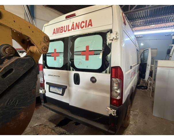 Foto de CAMINHONETE I/FIAT DUCATO RONTEC AMB, DIESEL, BRANCA, 2019/2019, CHASSI: 3C6DFVDK1KE546851, RENAVAM: 01219733510, NO ESTADO EM QUE SE ENCONTRA.