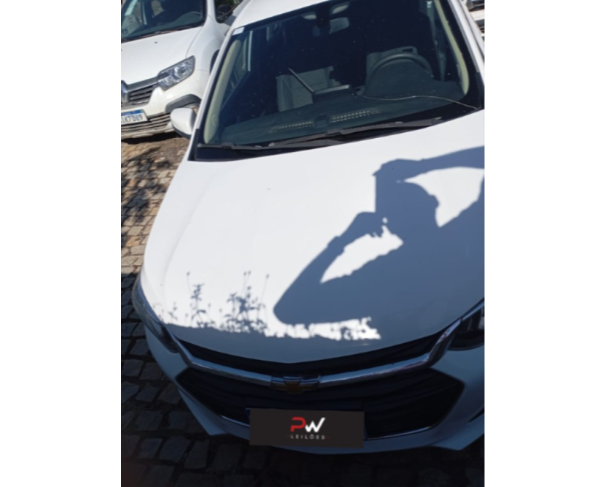 Foto de AUTOMOVEL CHEV/ONIX 10TMT LT1, ALCOOL/GASOLINA, BRANCA, 2020/2020,CHASSI: ...54205, NO ESTADO EM QUE SE ENCONTRA.