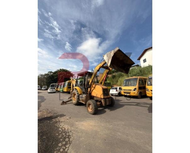 Foto de LOTE CONTENDO RETROESCAVADEIRA RANDON, MODELO RK406/RK406B/RD406, AMARELA, ANO 2014, Nº DE SÉRIE: CA09131988, NO ESTADO EM QUE SE ENCONTRA.