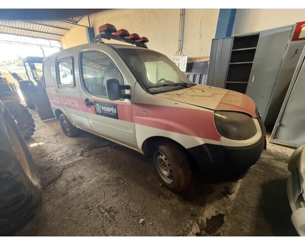 Foto de CAMINHONETE FIAT/DOBLO RONTAN AMB2, ALCOOL/GASOLINA, BRANCA, 2016/2016, CHASSI: 9BD22315UG2042007, RENAVAM: 01087829620, NO ESTADO EM QUE SE ENCONTRA. 