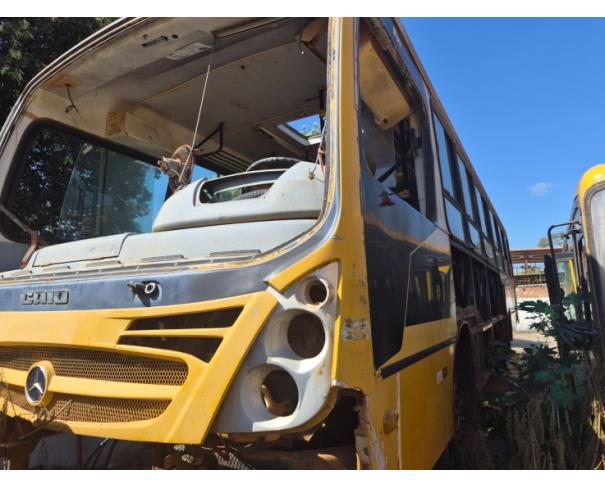 Foto de ONIBUS M.BENZ/INDUSCAR FOZ U, DIESEL, AMARELA, 2010/2010, CHASSI: 9BM384067AB723711, RENAVAM: 00226537030, NO ESTADO EM QUE SE ENCONTRA.
