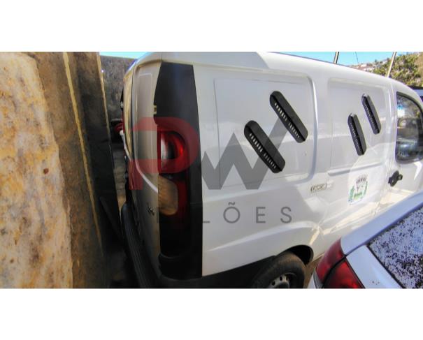 Foto de FIAT/DOBLO CARGO 1.4, ALCOOL/GASOLINA, BRANCA, 2012/2013, CHASSI: 9BD223153D2029282, RENAVAM: 488535620, NO ESTADO EM QUE SE ENCONTRA.
