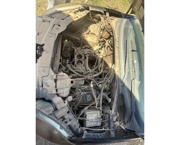 Foto de AUTOMOVEL, FIAT/LINEA ABSOLUTE DUAL, PRETA, 2009/2010, ALCOOL/GASOLINA, CHASSI: 9BD110565A1508564, RENAVAM: 00158254708, NO ESTADO EM QUE SE ENCONTRA.