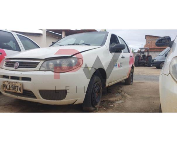Foto de PASSAGEIRO / AUTOMOVEL FIAT/PALIO FIRE, ALCOOL/GASOLINA, BRANCA, 2015/2016, PLACA PXJ-9874, CHASSI: 9BD17122ZG7570402, RENAVAM: 01077846670, NO ESTADO EM QUE SE ENCONTRA. 
