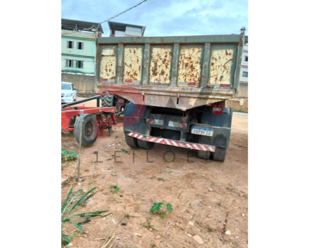 Foto de CAMINHAO IVECO/TECTOR 170E22, DIESEL, BRANCA, 2013/2013, CHASSI: 93ZA1RGH0D8923857, RENAVAM: 00559122632, NO ESTADO EM QUE SE ENCONTRA.