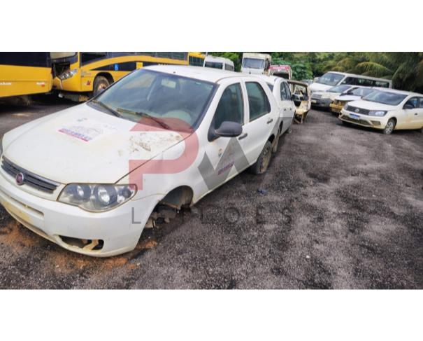 Foto de AUTOMOVEL FIAT/PALIO FIRE, 2016/2016, BRANCA, ALCOOL/GASOLINA, CHASSI: ...92613, NO ESTADO EM QUE SE ENCONTRA.