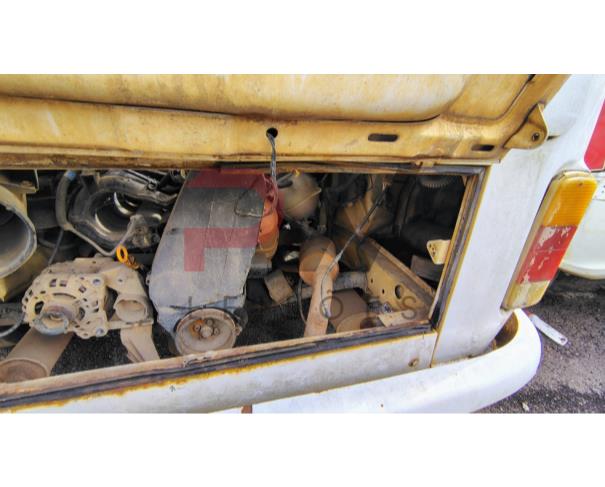 Foto de CAMIONETA VW/KOMBI, 2011/2011,BRANCA, ALCOOL/GASOLINA, CHASSI: ...19879, NO ESTADO EM QUE SE ENCONTRA.