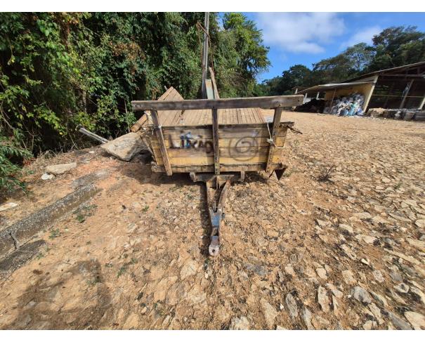 Foto de LOTE CONTENDO CARRETA AGRÍCOLA, NO ESTADO EM QUE SE ENCONTRA.