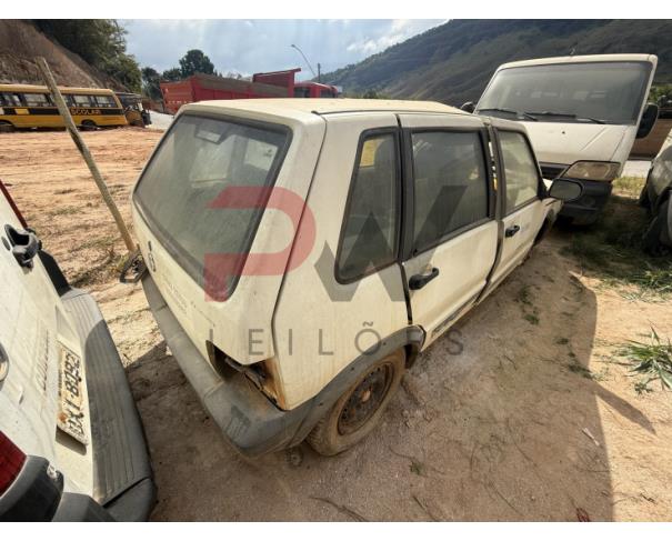 Foto de AUTOMOVEL FIAT/UNO MILLE WAY ECON, ALCOOL/GASOLINA, BRANCA, 2011/2012, CHASSI: 9BD15844AC6656269, RENAVAM: 00419142363, NO ESTADO EM QUE SE ENCONTRA.
