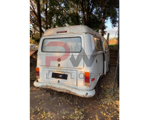 Foto de CAMIONETA VW/KOMBI, ALCOOL/GASOLINA, BRANCA, 2007/2007, CHASSI: ...10077, NO ESTADO EM QUE SE ENCONTRA. 