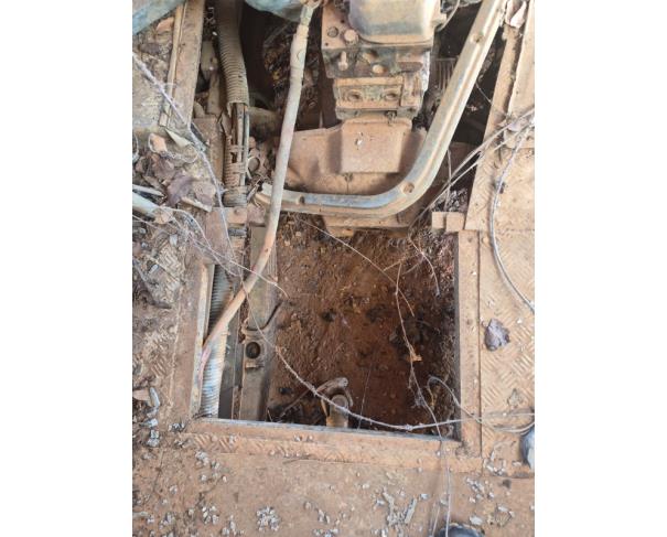 Foto de SUCATA DE ÔNIBUS OF 1315, ANTIGA PLACA: KSO-7805, NO ESTADO EM QUE SE ENCONTRA.