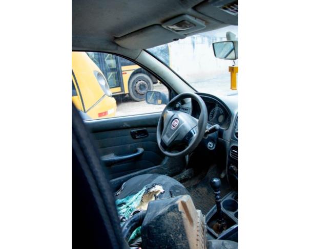 Foto de CAR/CAMINHONETE/C.ABERT FIAT/STRADA WORKING, ALCOOL/GASOLINA, 2014/2015,BRANCA, PLACA: PUD-9122, RENAVAM: 01011766393, CHASSI: 9BD578141F7833476, NO ESTADO EM QUE SE ENCONTRA.