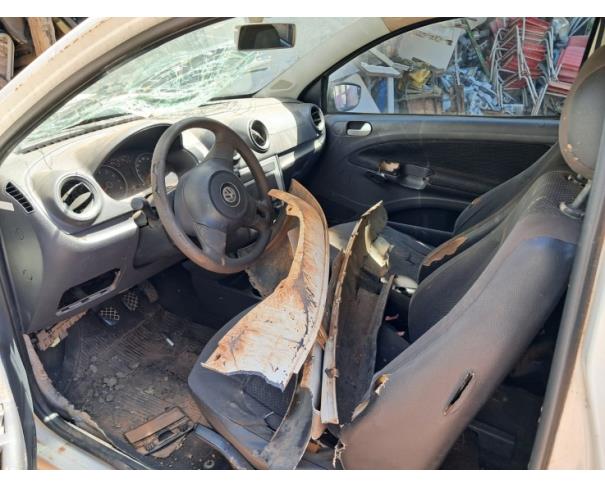 Foto de AUTOMOVEL VW/GOL TL MB, ALCOOL/GASOLINA, BRANCA, 2014/2015, CHASSI: 9BWAA45U7FP046595, RENAVAM: 01085131030, NO ESTADO EM QUE SE ENCONTRA. 