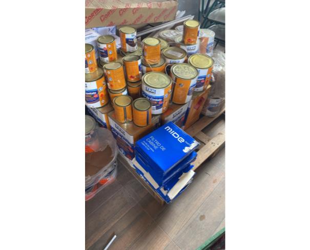 Foto de LOTE CONTENDO COLAS DE CONATO, SENDO - 96 UNIDADES – 200G; 24 UNIDADES – 400G; 10 UNIDADES – 750G; 22 UNIDADES – 2,8G; 7 UNIDADES – 14KG; 8 UNIDADES – 3,3KG E SILICONE, SENDO - 24 CAIXAS – BRANCO E 24 CAIXAS – CINZA, NO ESTADO EM QUE SE ENCONTRA 