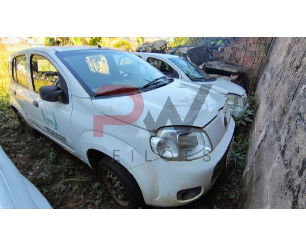 Foto de FIAT/UNO VIVACE 1.0, ALCOOL/GASOLINA, BRANCA, 2014/2014, CHASSI: 9BD195152E0600165, RENAVAM: 1013797423, NO ESTADO EM QUE SE ENCONTRA.