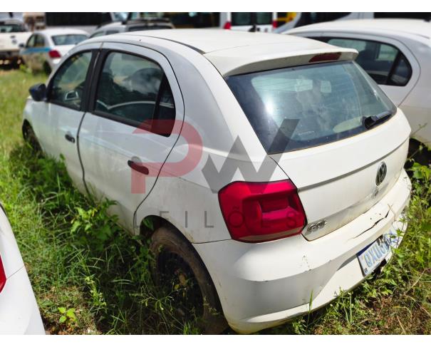 Foto de AUTOMOVEL, VW/GOL 1.0L MC4, BRANCA, 2019/2020, ALCOOL/GASOLINA, RENAVAM: 01225695047, CHASSI: 9BWAG45U3LT108057, NO ESTADO EM QUE SE ENCONTRA.