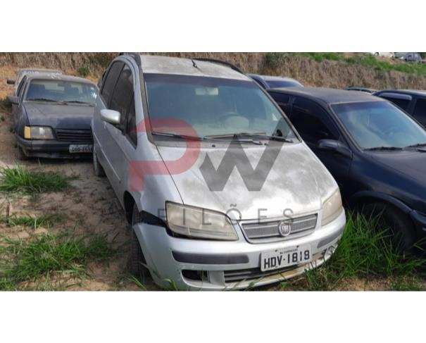 Foto de PASSAGEIRO / FIAT / IDEA ELX FLEX / Placa: HDV1818 / UF: MG / Município: Barbacena Ano fabricação: 2006 / Ano modelo: 2006 / Cor: PRATA / Chassi: 9BD13561372023471 / Motor: 178F3011*7031174* /RENAVAM: 00885259343