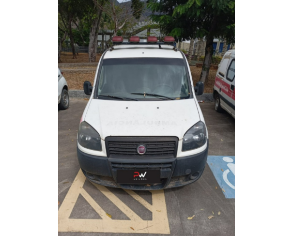 Foto de ESP/CAMINHONETE/AMBULANC FIAT/DOBLO GREENCAR  MO4, ALCOOL/GASOLINA, BRANCA, 2016/2016, CHASSI: ...42516, NO ESTADO EM QUE SE ENCONTRA.