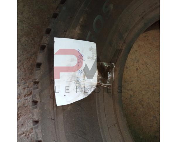 Foto de LOTE CONTENDO APROX. 30 PNEUS REFORMADOS (MARCAS, MODELOS E TAMANHOS VARIADOS), NO ESTADO EM QUE SE ENCONTRAM. 