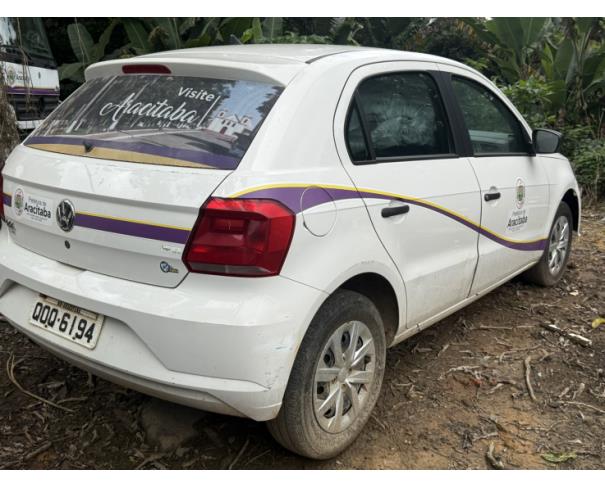 Foto de AUTOMOVEL  VW/GOL 1.0L MC4, ALCOOL/GASOLINA, BRANCA, 2018/2019, CHASSI: 9BWAG45U1KT008327, RENAVAM: 01157480877, NO ESTADO EM QUE SE ENCONTRA.