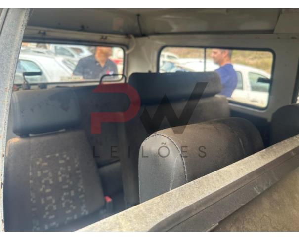 Foto de PASSAGEIRO / MICROONIBUS VW/KOMBI ESCOLAR, 2012/2013, ALC/GASOL, BRANCA, PLACA OMG-1113, RENAVAM: 00486096130, CHASSI: 9BWMF07X6DP004110, NO ESTADO EM QUE SE ENCONTRA.