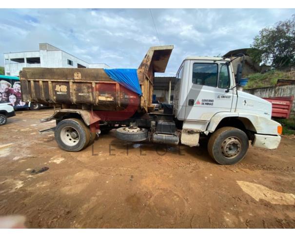 Foto de CARGA / CAMINHAO M.BENZ/L 1318, BRANCA, DIESEL, 2010/2010, PLACA HLF-3897, CHASSI: 9BM694000AB736802, RENAVAM: 00234681764,, NO ESTADO EM QUE SE ENCONTRA. 
