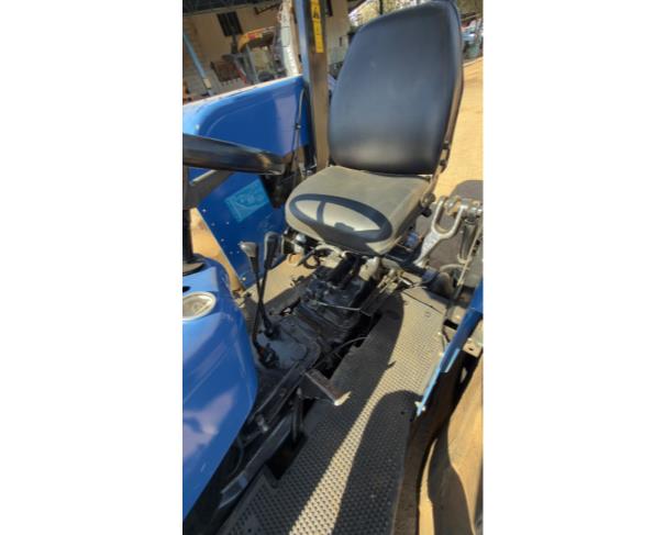 Foto de TRATOR NEW HOLLAND 7630, COR AZUL, ANO 2014, NO ESTADO EM QUE SE ENCONTRA.