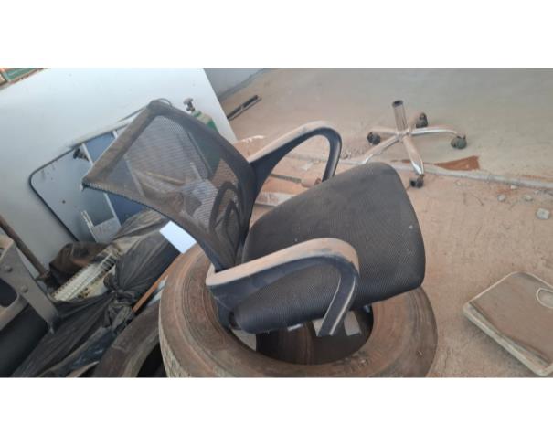 Foto de LOTE CONTENDO MATERIAIS HOSPITALARES E OUTROS, NO ESTADO EM QUE SE ENCONTRA.