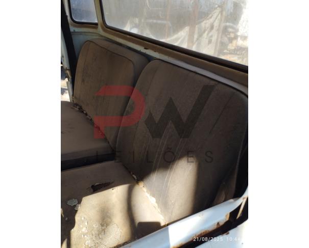 Foto de CARGA / CAMIONETA TOYOTA/BANDEIRANTE, 1991/1991, DIESEL, BRANCA, CHASSI: 9BR0J0040M1014207, RENAVAM: 00607393220, NO ESTADO EM QUE SE ENCONTRA. CHASSI EMPENADO.
