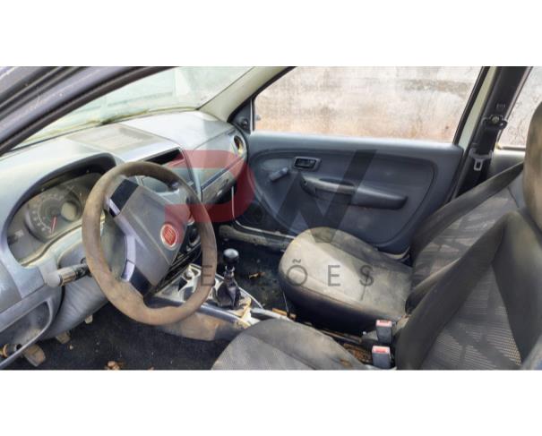 Foto de AUTOMOVEL FIAT/PALIO FIRE, 2016/2016, BRANCA, ALCOOL/GASOLINA, CHASSI: ...78149, NO ESTADO EM QUE SE ENCONTRA.