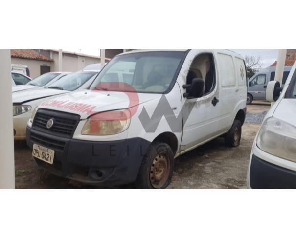 Foto de ESPECIAL / CAMINHONETE FIAT/DOBLO 1.8 ATENA AMB, BRANCA, ALCOOL/GASOLINA, 2012/2013, PLACA OPL-0421, CHASSI: 9BD223156D2030312, RENAVAM: 525499946, NO ESTADO EM QUE SE ENCONTRA. 