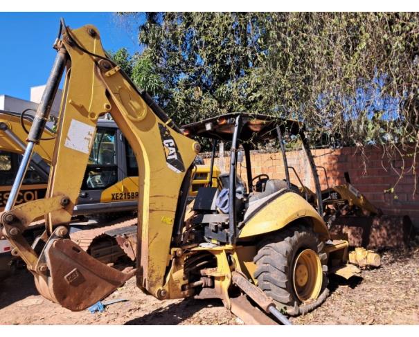 Foto de RETROESCAVADEIRA 416E, ANO: 2013, SÉRIE: CAT0416ECMFG04993, NO ESTADO EM QUE SE ENCONTRA.