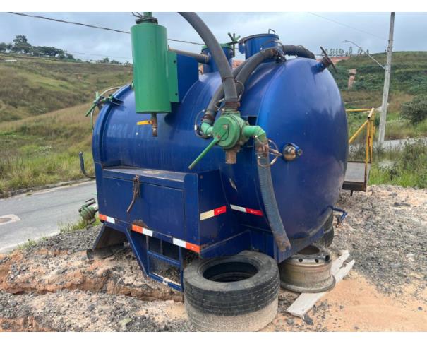 Foto de TANQUE LIMPA-FOSSA TRANSCAV, COR AZUL, ANO 2019, NO ESTADO EM QUE SE ENCONTRA.