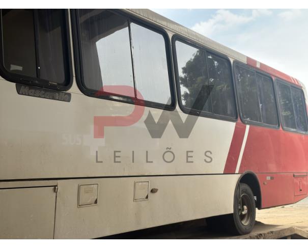 Foto de ONIBUS AGRALE/MASCA GRANMICROSO, DIESEL, BRANCA, 2014/2014, CHASSI: ...00960, NO ESTADO EM QUE SE ENCONTRA. 