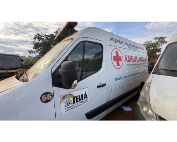 Foto de CAMINHONETA RENAULT/MASTER GCASA AMB, DIESEL, BRANCA, 2018/2019, CHASSI: 93YMAFEXCKJ367488, RENAVAM: 01154091306, NO ESTADO EM QUE SE ENCONTRA. 