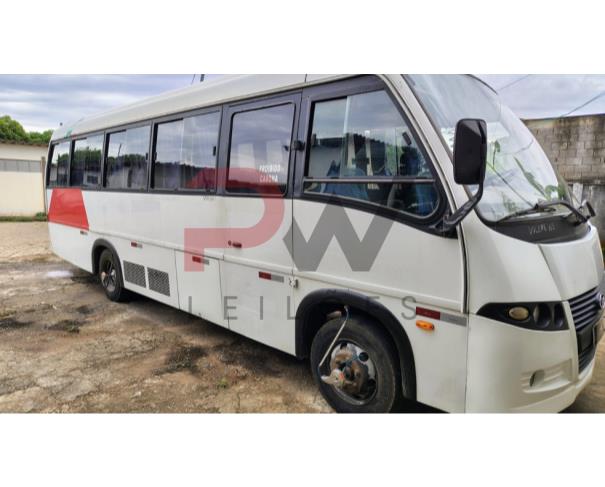 Foto de ONIBUS MARCOPOLO/VOLARE W8 ON, DIESEL, BRANCA, 2008/2009, CHASSI: ...28494, NO ESTADO EM QUE SE ENCONTRA.