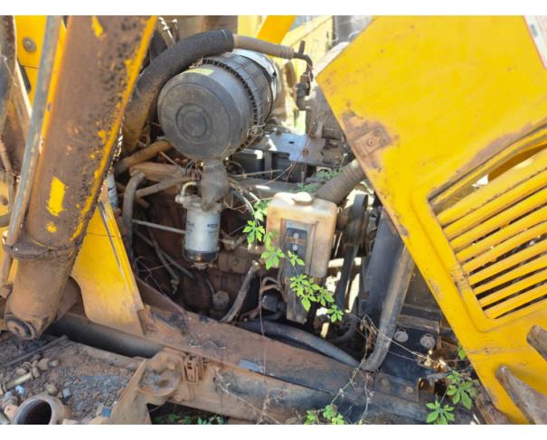 Foto de RETROESCAVADEIRA RANDON RD 406 ADVANCED, ANO 2012, NO ESTADO EM QUE SE ENCONTRA. 