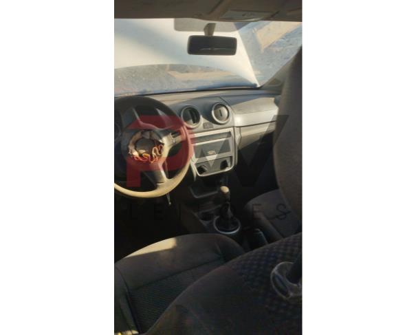 Foto de PAS/AUTOMOVEL VW/GOL TL MB, ALCOOL/GASOLINA, 2014/2015, BRANCA, CHASSI:9BWAA45U8FP021253 , RENAVAM:01008248484 , NO ESTADO EM QUE SE ENCONTRA.