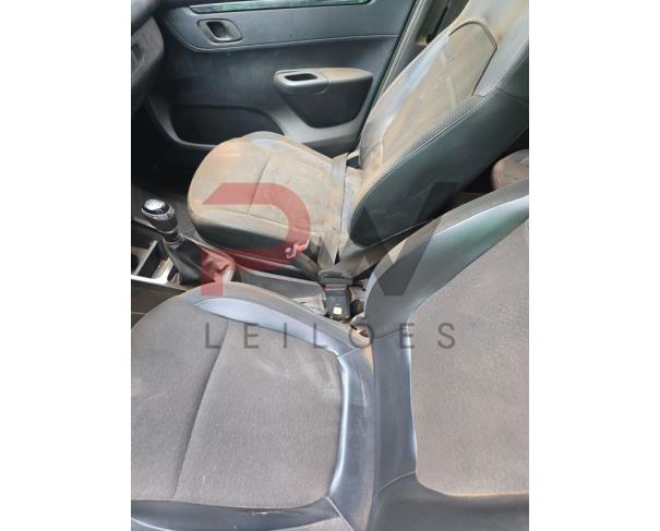 Foto de AUTOMOVEL, RENAULT/KWID INTENS 2, BRANCA, 2023/2024, ALCOOL/GASOLINA, CHASSI: 93YRBB005RJ725436, RENAVAM: 01355812736, NO ESTADO EM QUE SE ENCONTRA.
