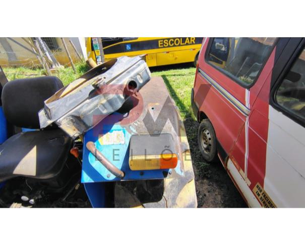 Foto de TRATOR NEW HOLLAND TT4030, AZUL, ANO 2012, NO ESTADO EM QUE SE ENCONTRA. 