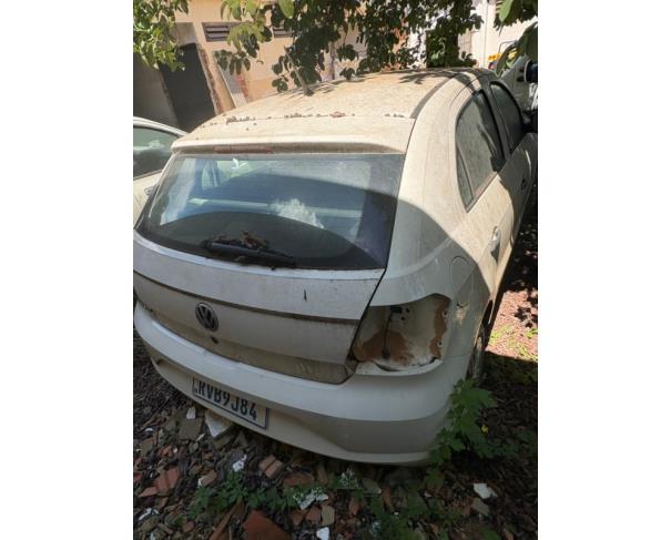 Foto de AUTOMOVEL, VW/GOL MPI, BRANCA, 2022/2023, ALCOOL/GASOLINA, CHASSI: 9BWAG45UXPT029281, RENAVAM: 01321854401.